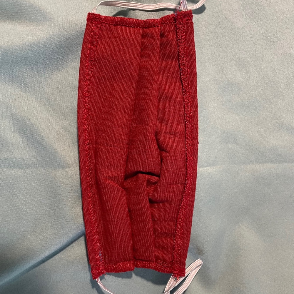 Embroidered face mask - Picture 7 of 12